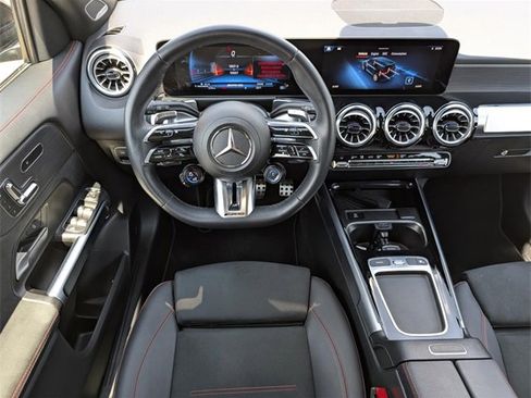 Certified 2025 Mercedes-Benz GLB 35 AMG 4MATIC image 34