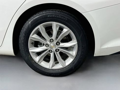 Used 2019 Chevrolet Malibu LT FWD image 35
