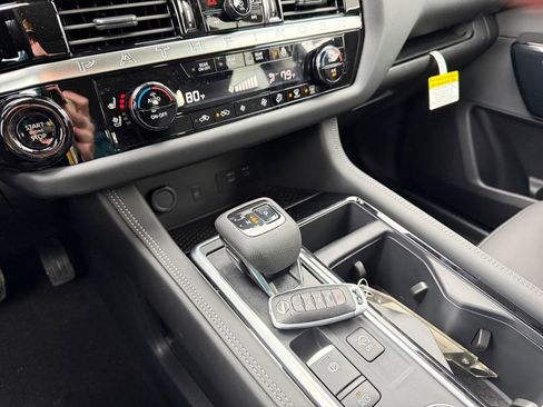 New 2026 Nissan Pathfinder Platinum w/ Cargo Package image 30