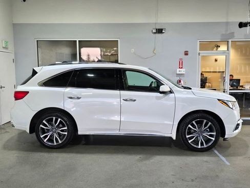 Used 2019 Acura MDX SH-AWD w/ Advance Package image 4