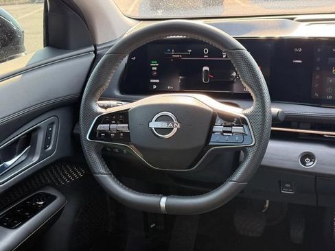Used 2024 Nissan Ariya FWD image 17
