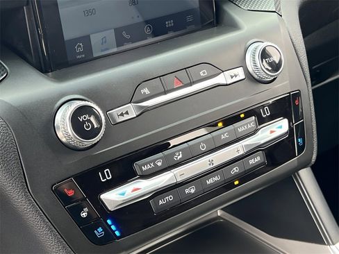 Used 2020 Ford Explorer ST w/ ST Street Pack image 28