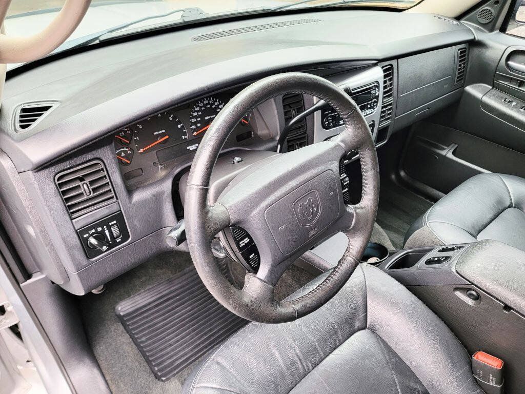 Used 2003 Dodge Durango SLT Plus AWD/4WD image 10