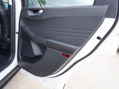 Certified 2022 Ford Escape SEL w/ SEL Stealth AWD Package image 23