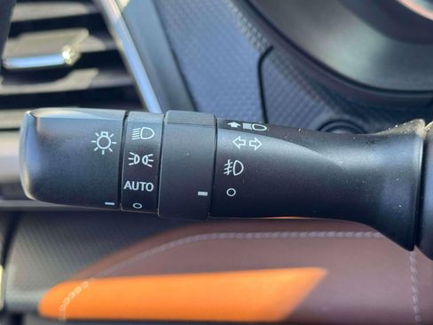 Certified 2023 Subaru Forester Touring AWD/4WD image 17