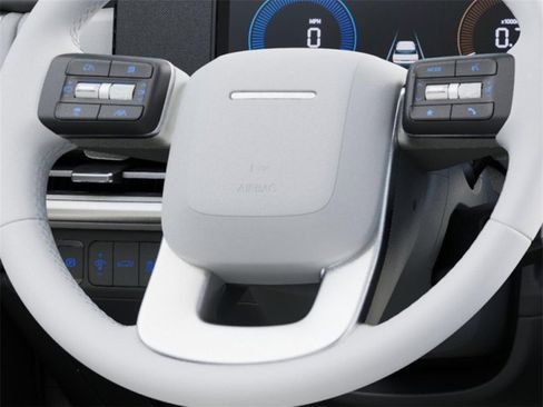 Certified 2026 Hyundai Santa Fe SE image 9