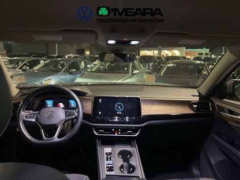 Used 2024 Volkswagen Atlas SE image 8