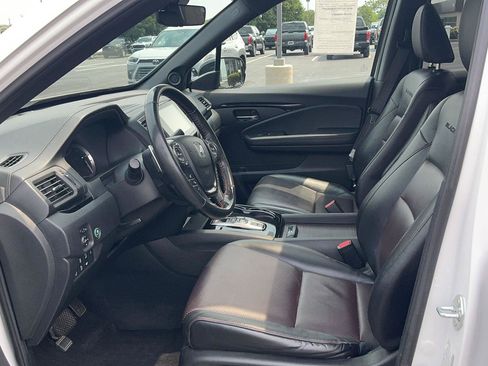 Used 2023 Honda Ridgeline Black Edition image 19