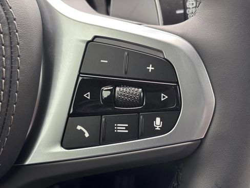 Used 2026 BMW X5 xDrive50e w/ M Sport Package image 24