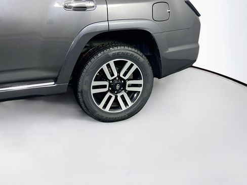 Used 2016 Toyota 4Runner Limited image 28