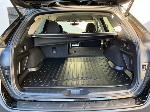 Certified 2023 Subaru Outback Premium image 27