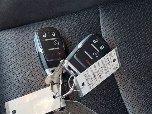 Used 2022 RAM 2500 Laramie image 34