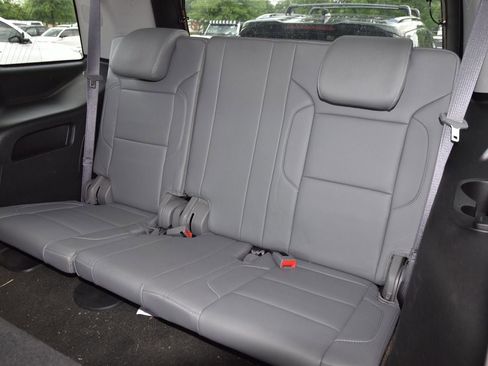 Used 2017 Chevrolet Tahoe LT RWD image 11