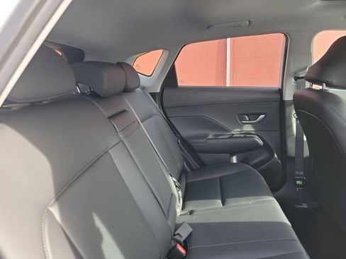 Used 2025 Hyundai Kona Limited image 25