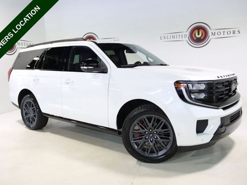 Used 2025 Ford Expedition Platinum w/ Stealth Performance Package AWD/4WD image 1
