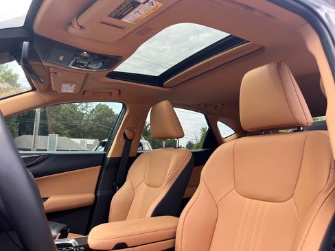 Used 2025 Lexus NX 250 FWD w/ Premium Package image 17