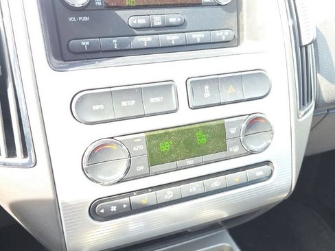 Used 2010 Ford Edge SEL FWD image 9