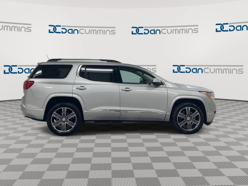Used 2019 GMC Acadia Denali w/ Technology Package FWD image 9