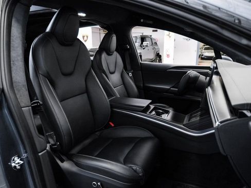 Used 2023 Tesla Model X Plaid image 36