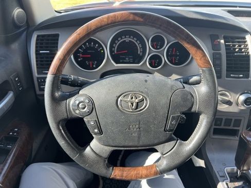 Used 2013 Toyota Tundra Platinum image 20