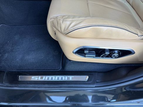 Used 2022 Jeep Grand Cherokee L Summit image 14