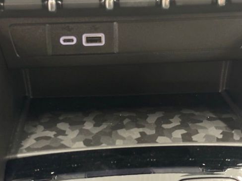 New 2026 GMC Canyon Elevation w/ Convenience Package image 35