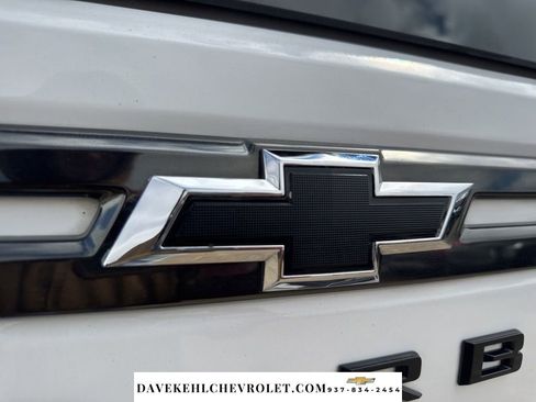 Used 2022 Chevrolet Suburban RST w/ Luxury Package image 56