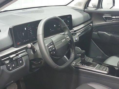 New 2026 Kia Sportage SX image 16