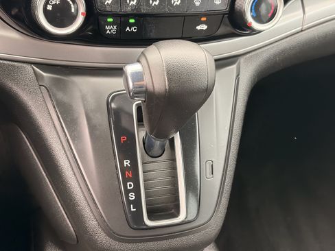 Used 2015 Honda CR-V LX image 25