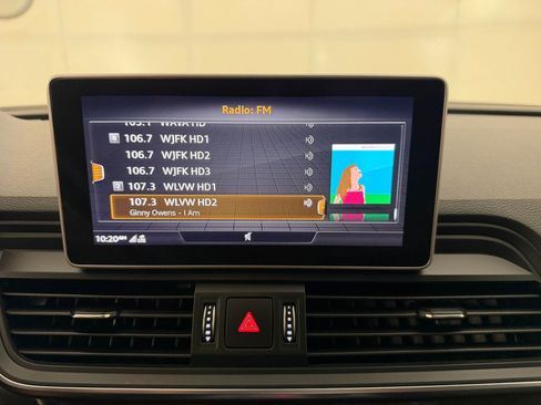 Used 2019 Audi Q5 2.0T Premium Plus w/ Premium Plus Package AWD/4WD image 25