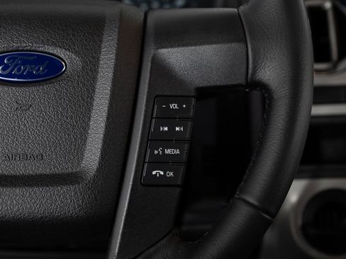 Used 2016 Ford Expedition EL XLT image 32