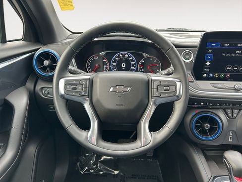 Used 2025 Chevrolet Blazer RS w/ Driver Confidence II Package AWD/4WD image 14