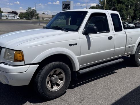 Used 2001 Ford Ranger XL AWD/4WD image 4