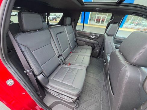 Used 2023 Chevrolet Tahoe Z71 w/ Luxury Package image 17