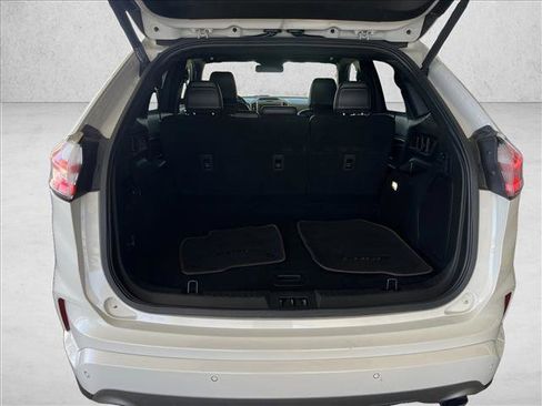 Used 2020 Ford Edge Titanium w/ Equipment Group 301A AWD/4WD image 19