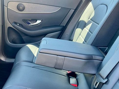 Certified 2022 Mercedes-Benz GLC 300 4MATIC image 43