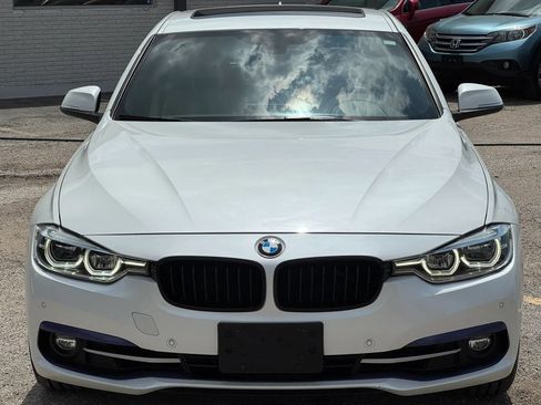 Used 2017 BMW 330i Sedan RWD image 10