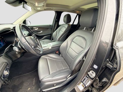 Used 2022 Mercedes-Benz GLC 300 image 12