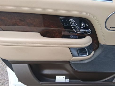 Used 2021 Land Rover Range Rover Westminster Edition image 11