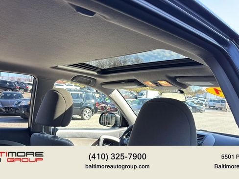 Used 2011 Toyota RAV4 4WD image 24