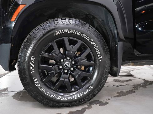 Used 2023 Nissan Frontier SV AWD/4WD image 31