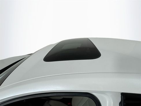 Used 2025 Honda Accord SE image 19