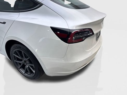 Used 2023 Tesla Model 3 Standard Range RWD image 17