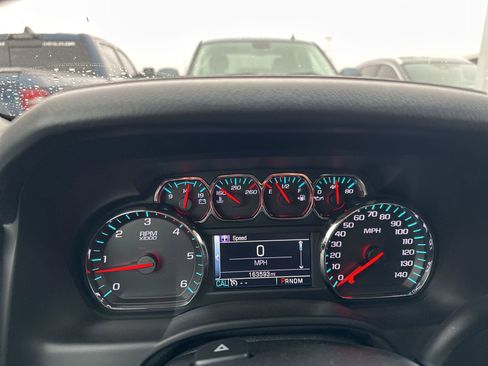 Used 2016 Chevrolet Suburban LT w/ Luxury Package image 5