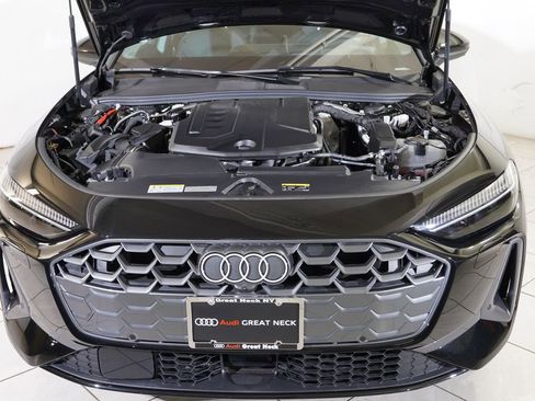 Used 2025 Audi A5 2.0T Premium Plus w/ Premium Plus image 18