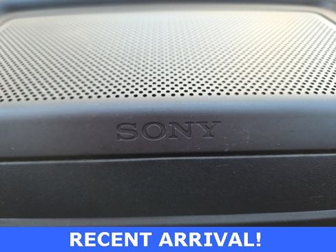 Used 2017 Ford F150 Lariat w/ Equipment Group 502A Luxury image 10