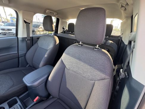 Used 2025 Ford Maverick XL image 19