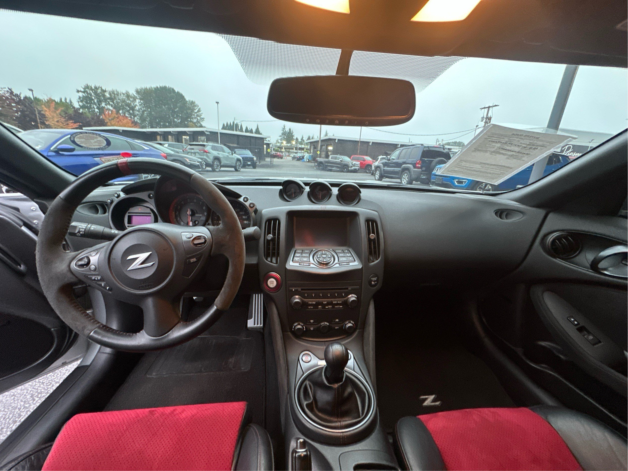 Used 2016 Nissan 370Z NISMO RWD image 27