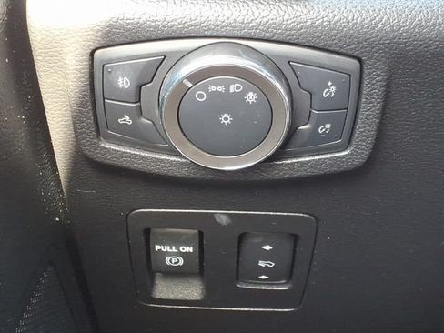 Used 2020 Ford F150 XLT w/ Equipment Group 302A Luxury AWD/4WD image 17
