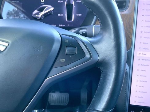 Used 2020 Tesla Model X Long Range image 24